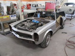 140424 65 Mercedes 230SL (3).JPG